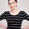 Bluzka Lovoa w czarno-białe paski