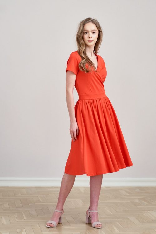 Sukienka Larissa czerwień wiosenna – krótki rękaw