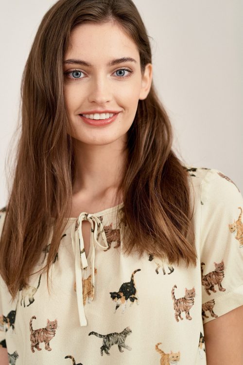 Bluzka Briseida Chats kremowa