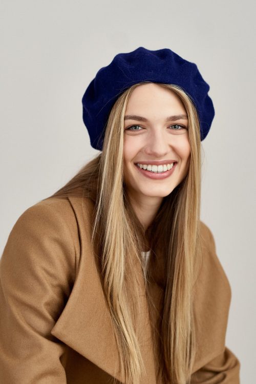 Beret wełniany atramentowy