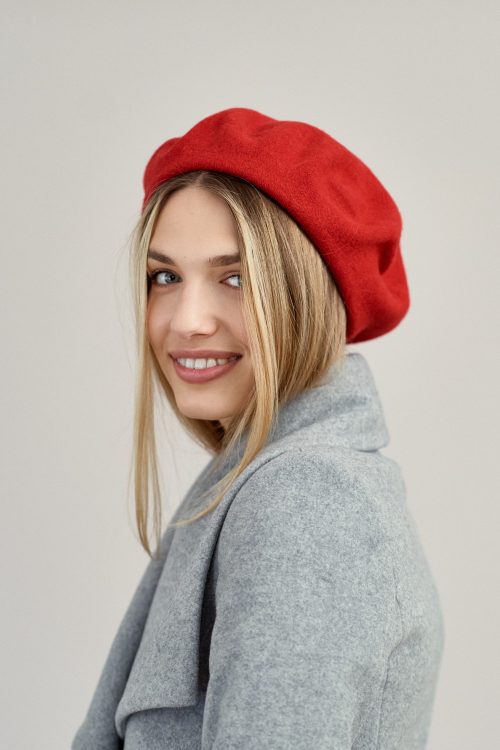 Beret wełniany czerwony