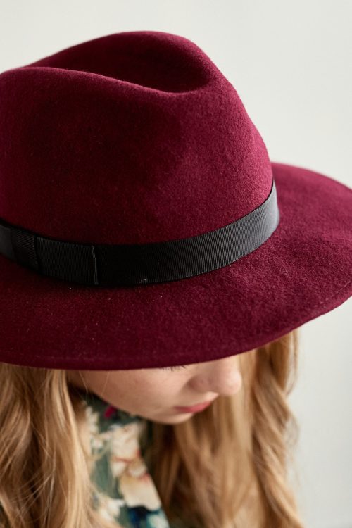 Kapelusz Fedora bordowy