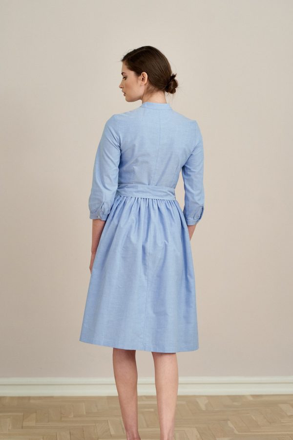 Sukienka Aglaia błękitna oxford